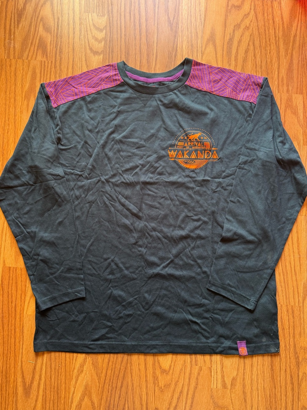 DISNEY PARKS Marvel Navy Long-Sleeve Shirt with Purple Shoulder Accents NWT